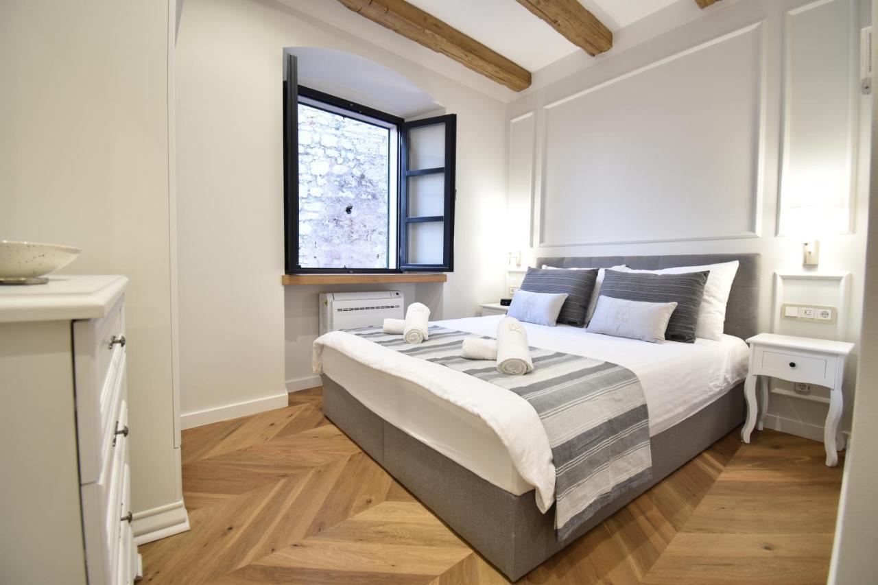 Palace M Šibenik Esterno foto