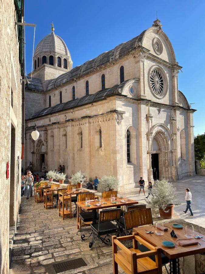Palace M Šibenik Esterno foto